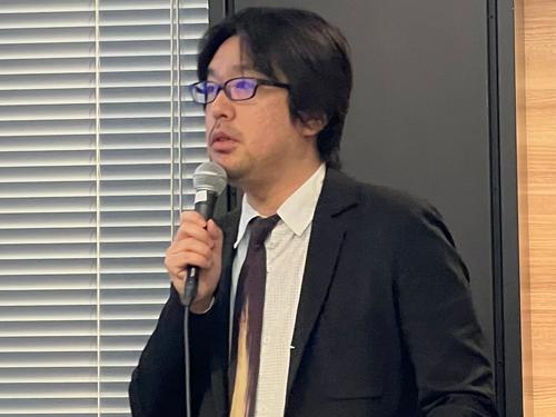 ＣＲＭ推進部　上岡靖弘部長